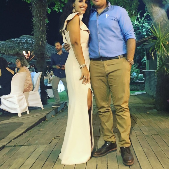 XSCAPE RUFFLE GOWN - Picture 4 of 5